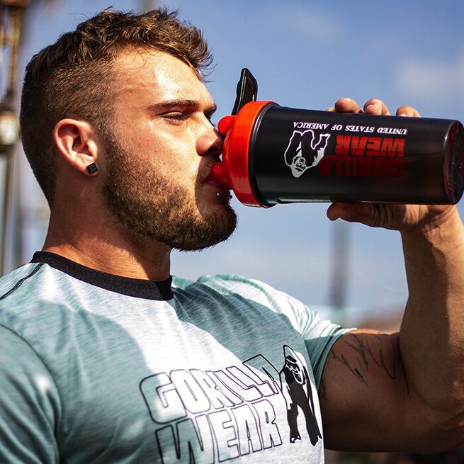 Shaker XXL 1000 ml, Black/Red  Shaker XXL Svart/Rød 1000 ml