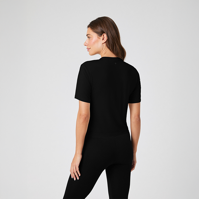 Studio Soft Cropped T-shirt Svart