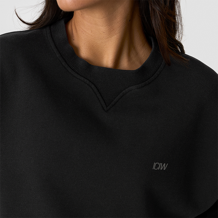 Essence Oversized Sweatshirt Svart
